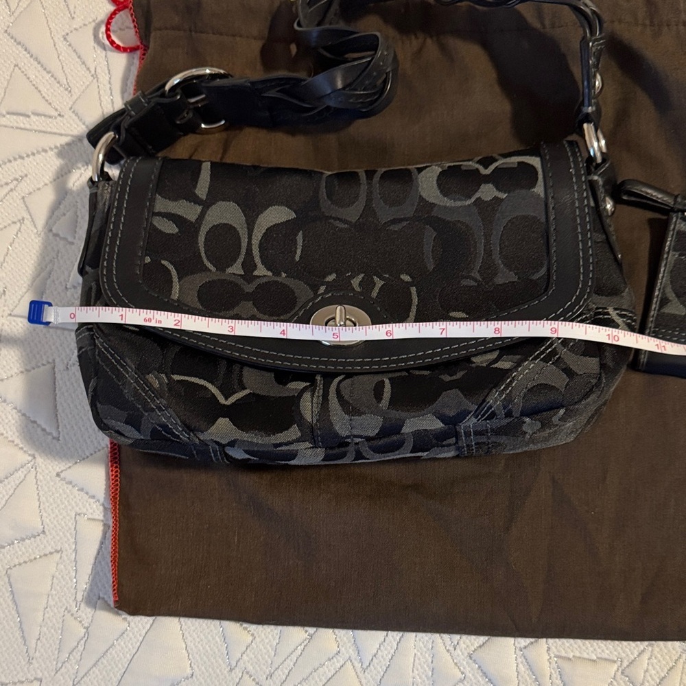 Coach Vintage Black and Gray Shoulder Bag with card case - Picture 11 of 12